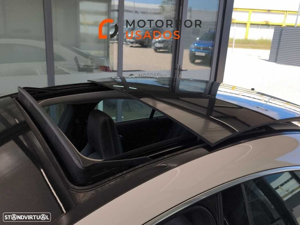 Mercedes-Benz CLA 200 CDI Urban - 28