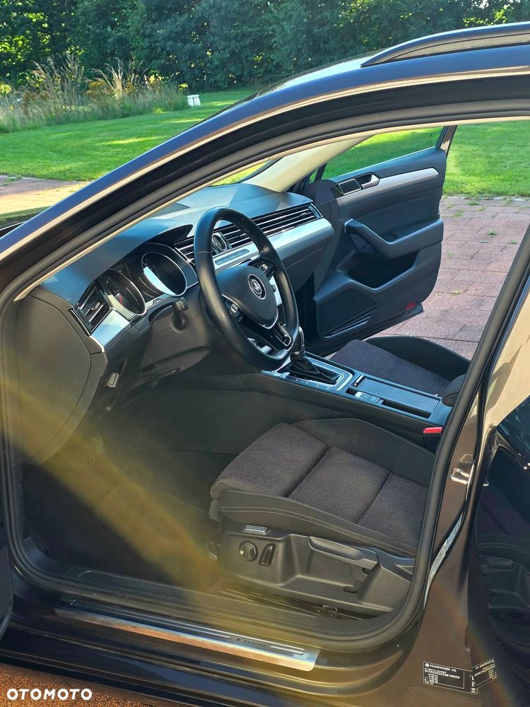 Volkswagen Passat 2.0 TDI BMT Comfortline DSG7 - 11