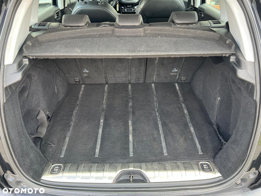 Peugeot 2008 1.6 e-HDi Allure S&S - 31