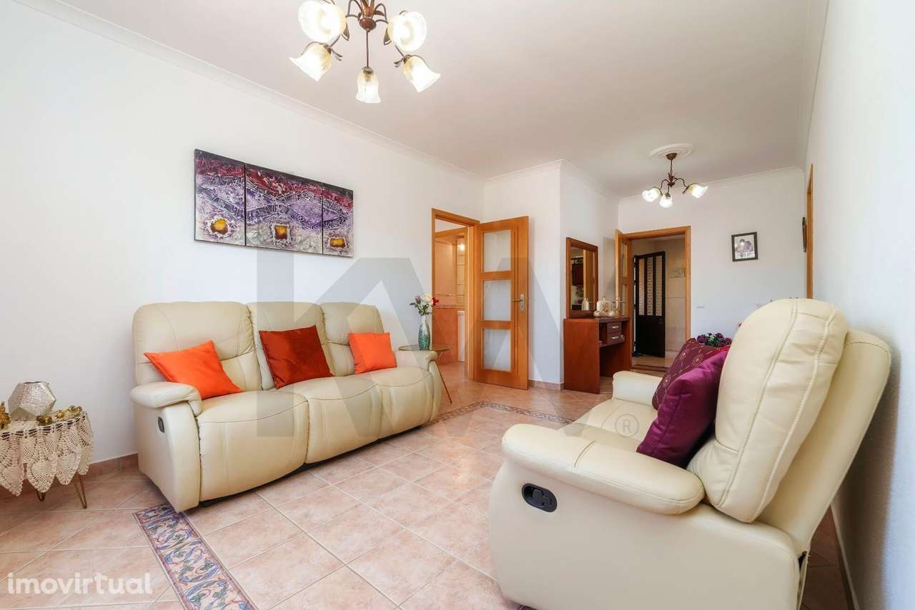 Moradia Térrea com Terreno a 5 poucos minutos de Vilamoura - Grande imagem: 2/60