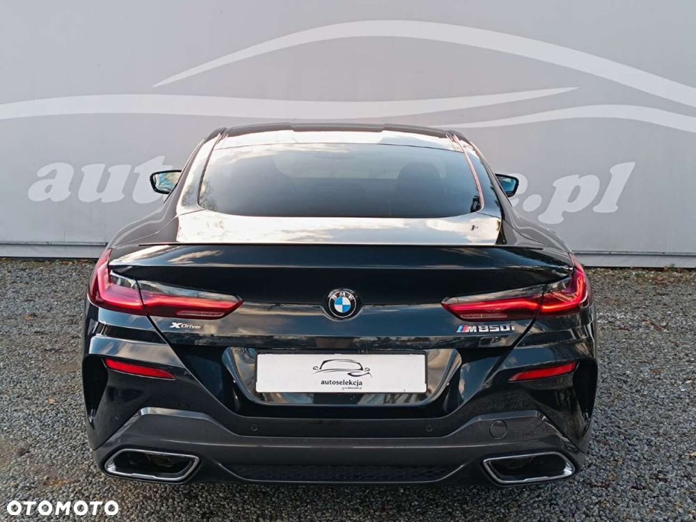 BMW Seria 8 - 15