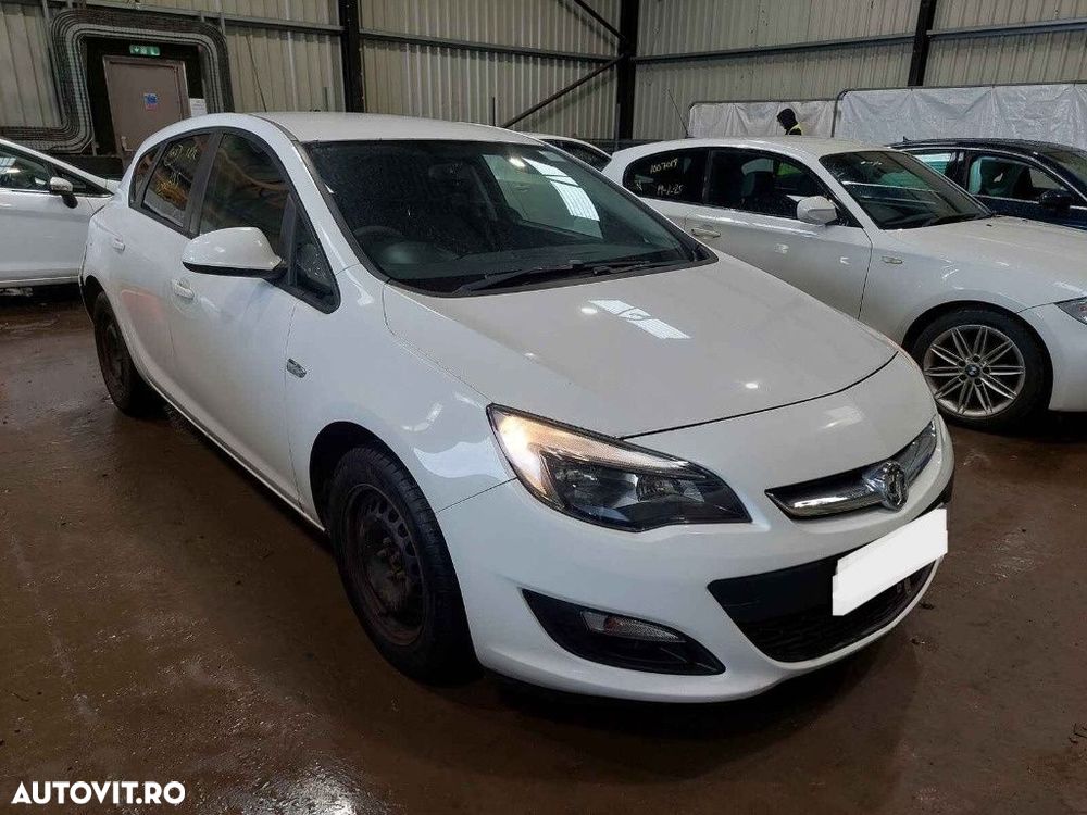 Broasca usa dreapta fata Opel Astra J 2014 HATCHBACK 1.3 CDI - 2
