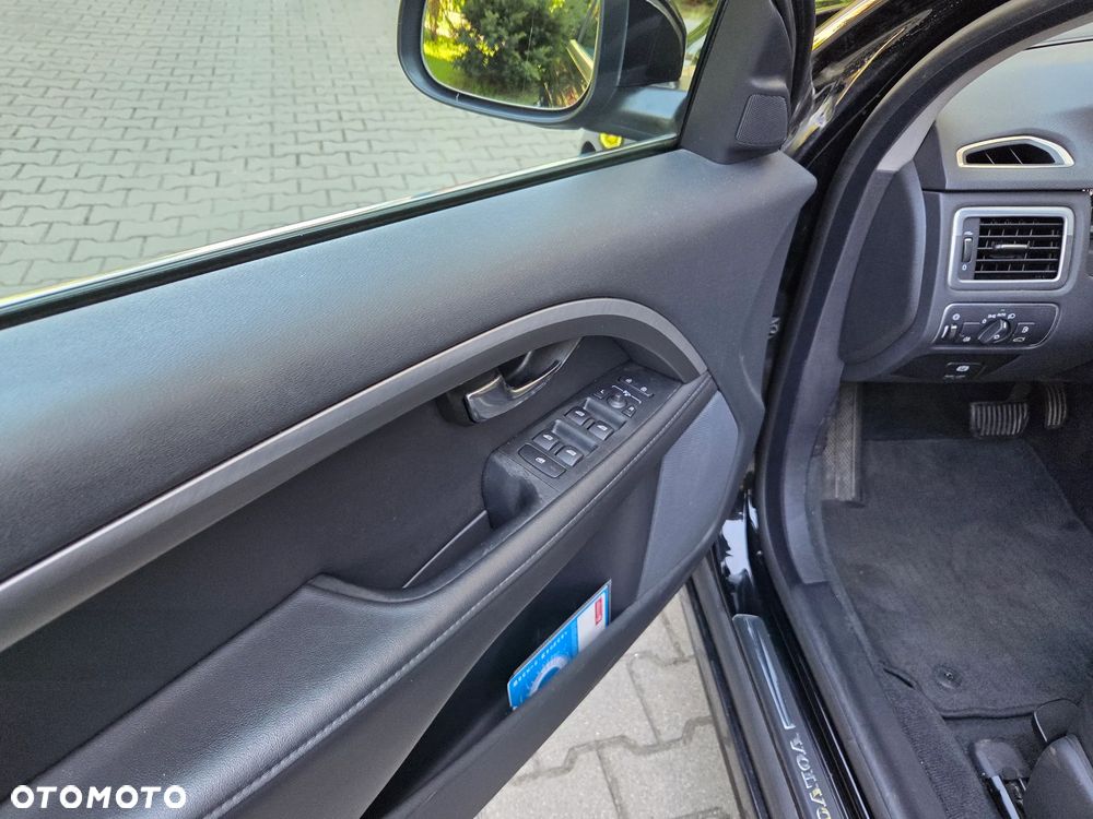 Volvo V70 D4 Geartronic Black Edition - 21