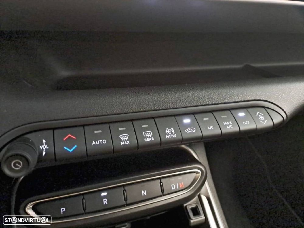 Jeep Avenger 1.2 e-Hybrid Altitude DCT - 23