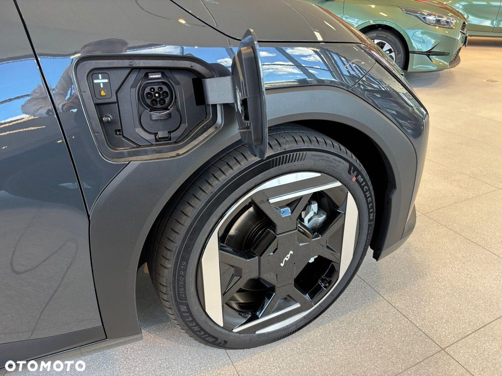 Kia EV4 - 9