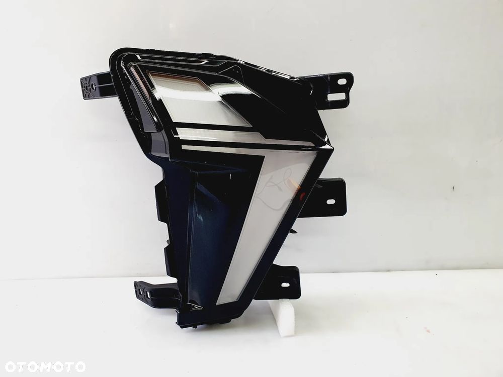 RENAULT CAPTUR II LIFT HALOGEN LAMPA DRL LED PRAWE PRZÓD 266009347R - 2