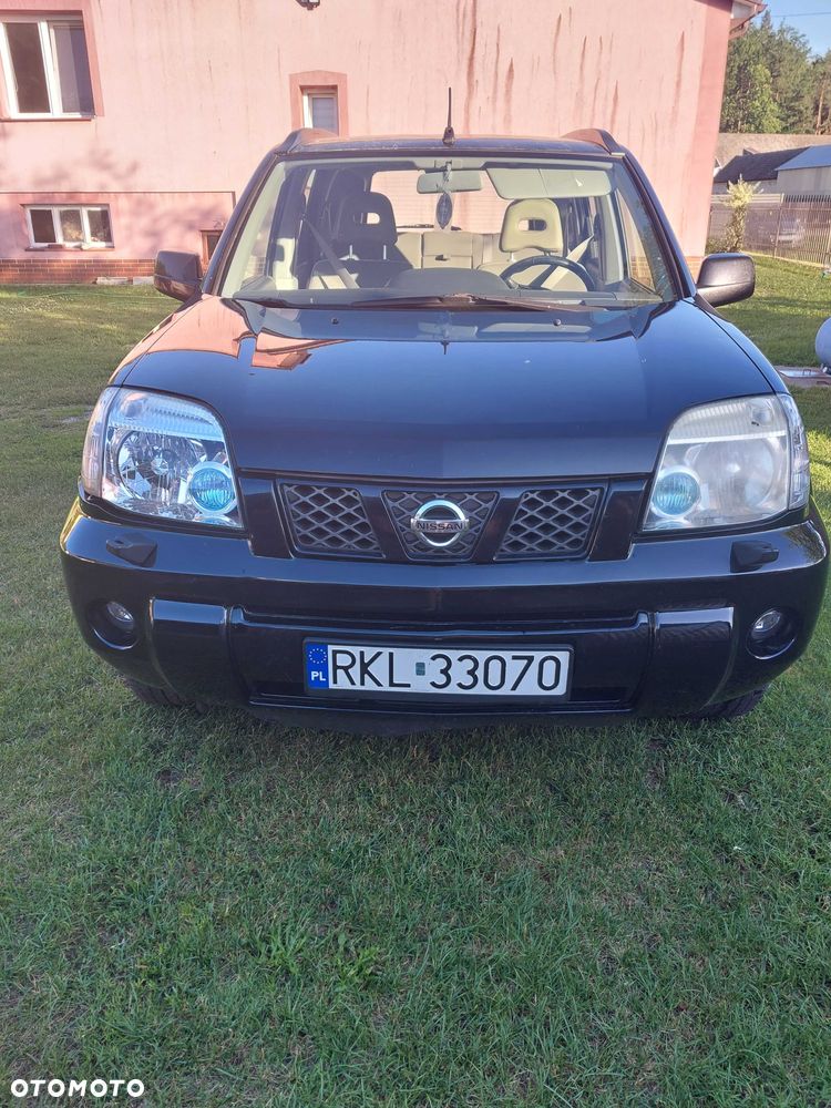 Nissan X-Trail - 1