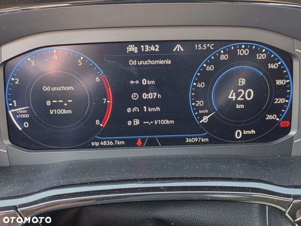 Volkswagen Touran 1.5 TSI EVO Highline - 9