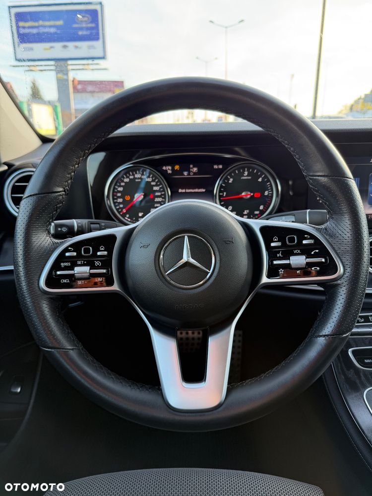 Mercedes-Benz Klasa E - 20