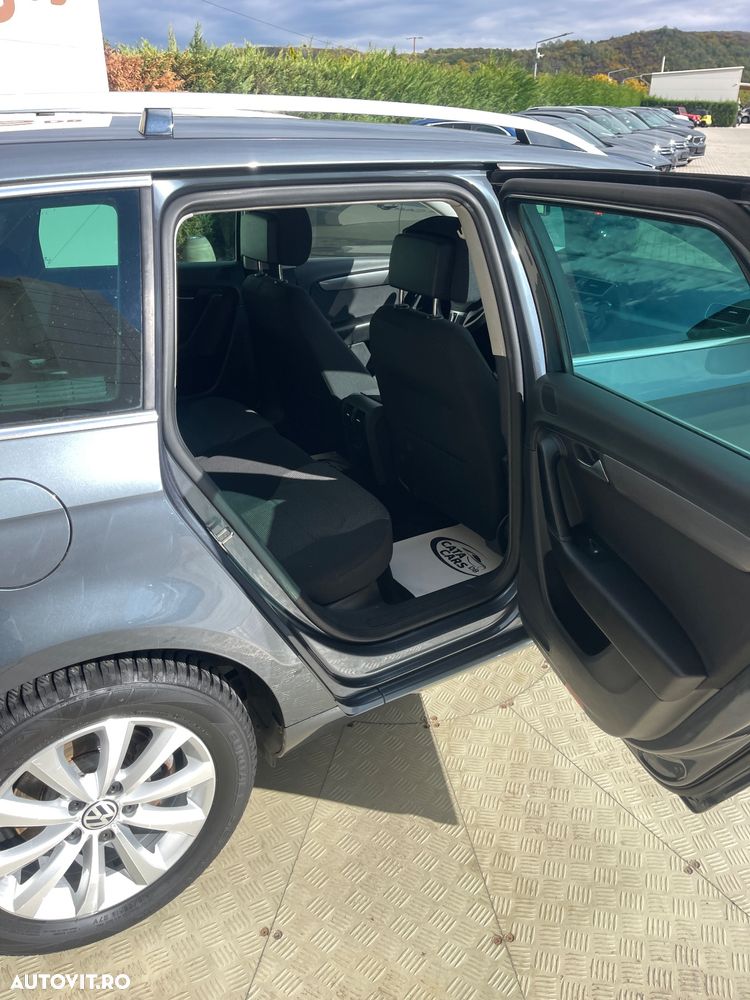 Volkswagen Passat 2.0 TDI BlueMotion Tehnology DSG Comfortline - 24