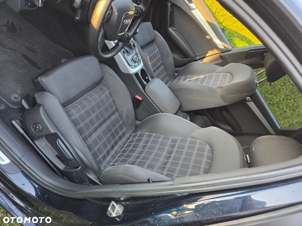 Audi A4 Avant 2.0 TDI DPF Ambiente - 12