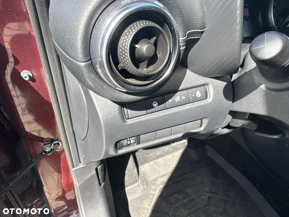 Nissan Juke 1.6 Hybrid Tekna AMT - 22