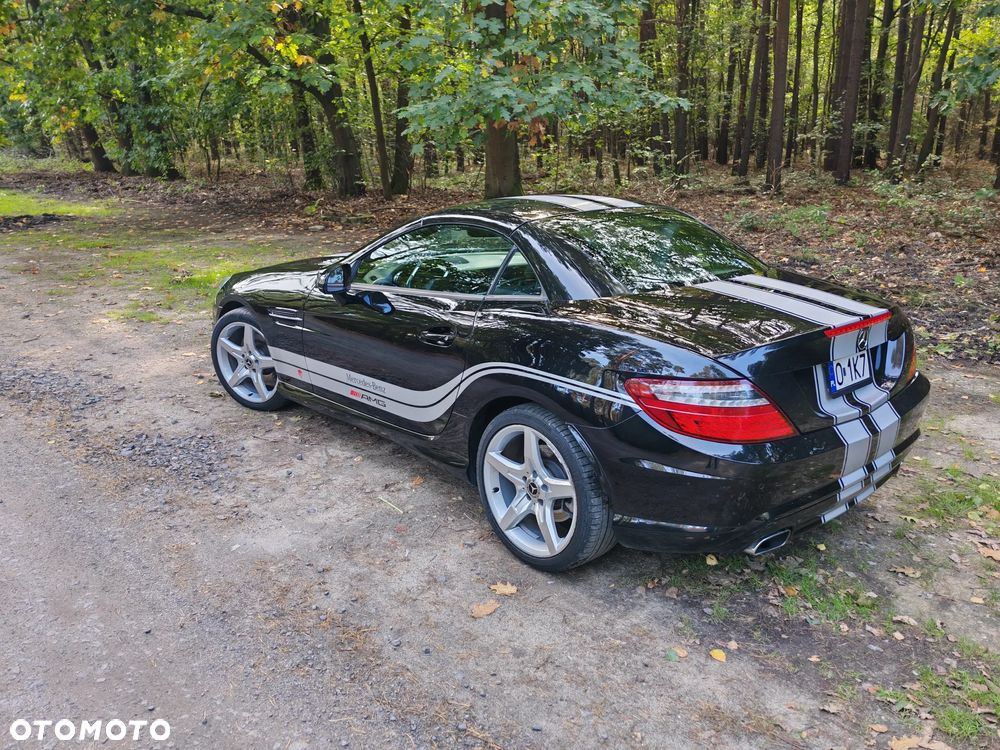 Mercedes-Benz SLK 200 (BlueEFFICIENCY) 7G-TRONIC - 3