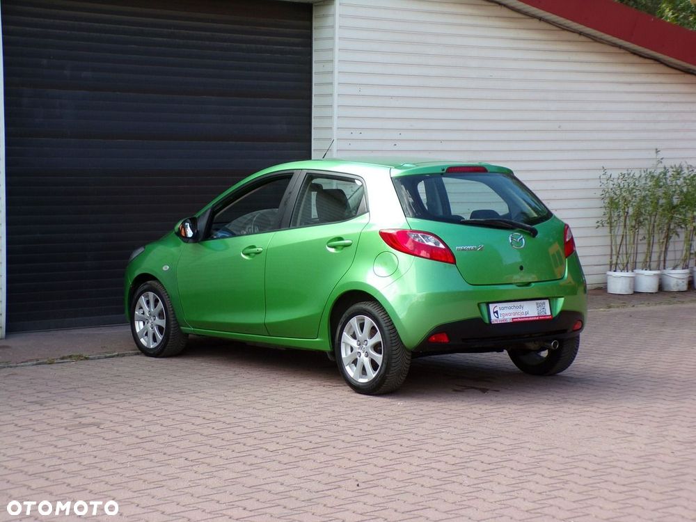 Mazda 2 - 15