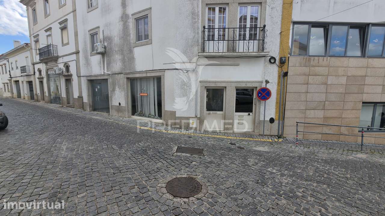 Excelente Oportunidade Comercial / Serviços no Centro de Portalegre - Grande imagem: 2/19