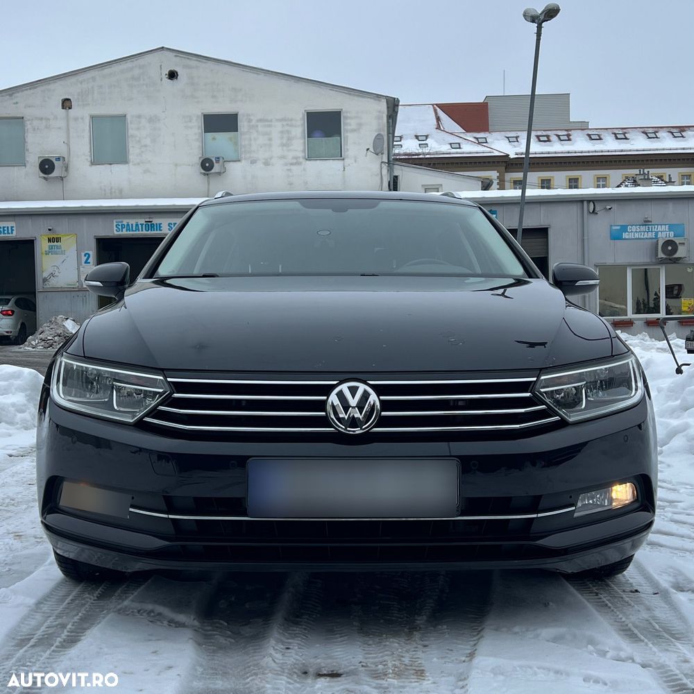 Volkswagen Passat 2.0 TDI DSG Comfortline - 11