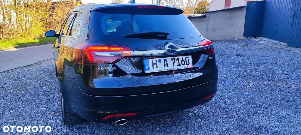 Opel Insignia - 11