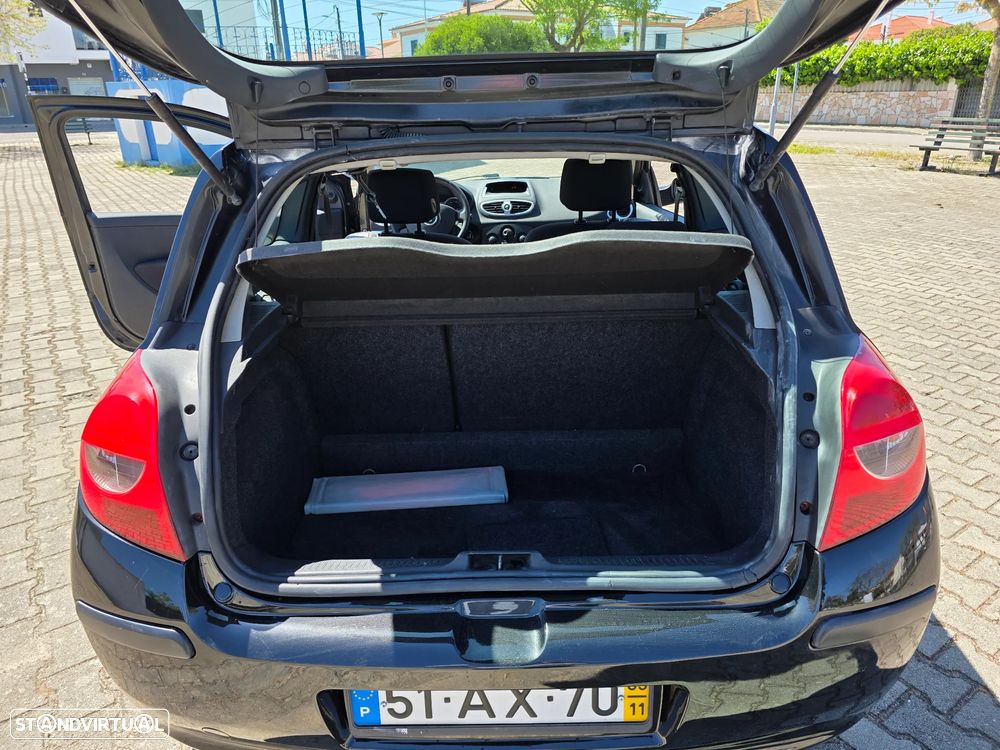 Renault Clio 1.2 16V Confort Dynamique - 30