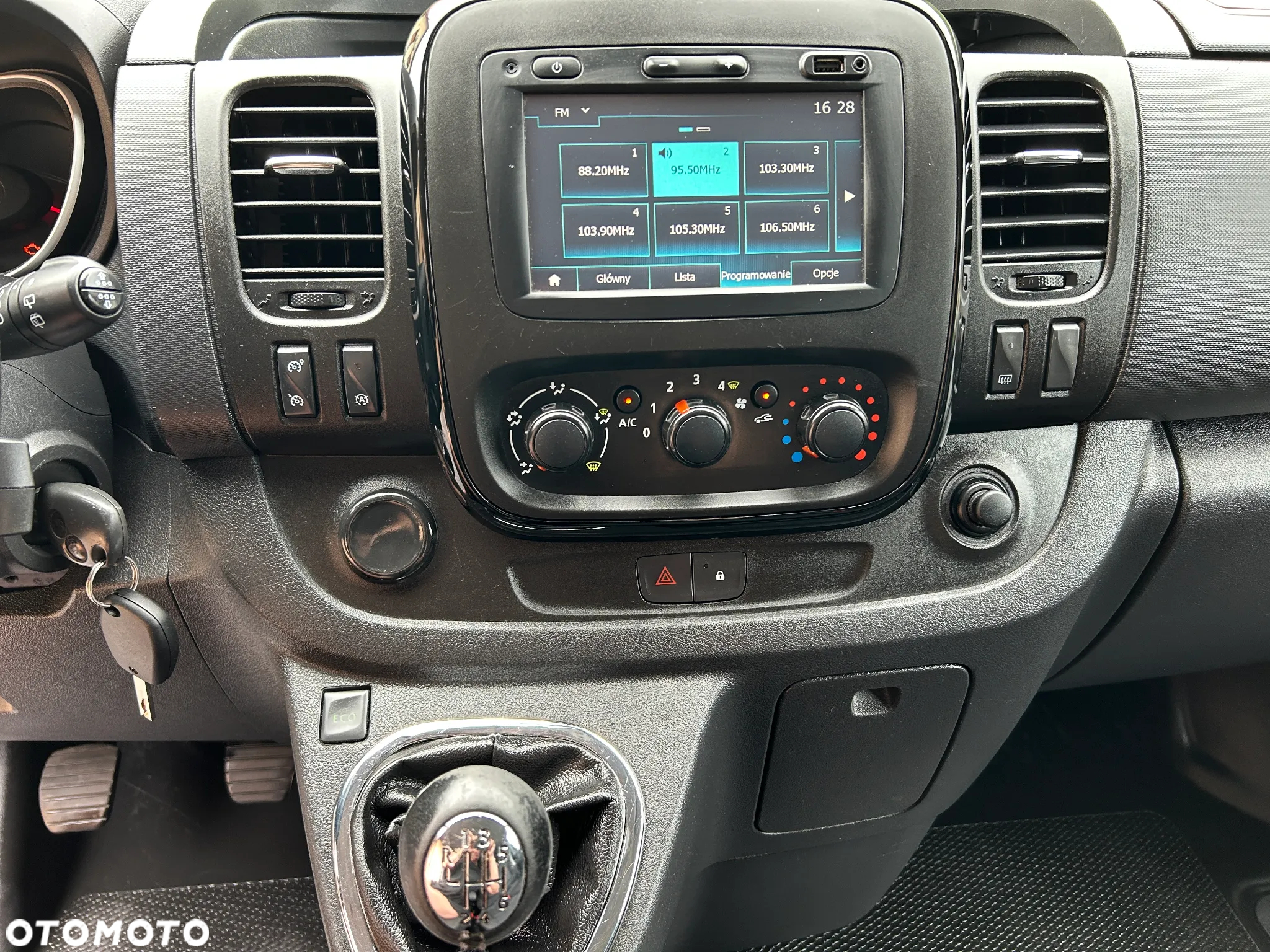 Opel Vivaro L2H1 2,9t Edition Business - 25