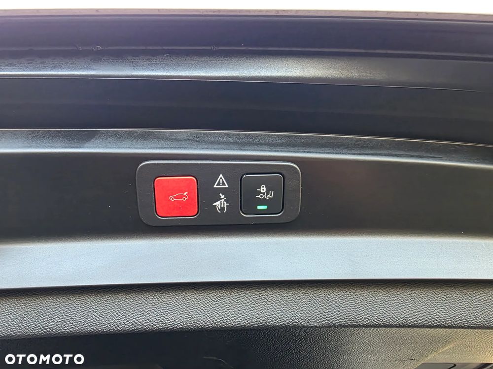 Peugeot 5008 BlueHDi 130 EAT8 GT - 19