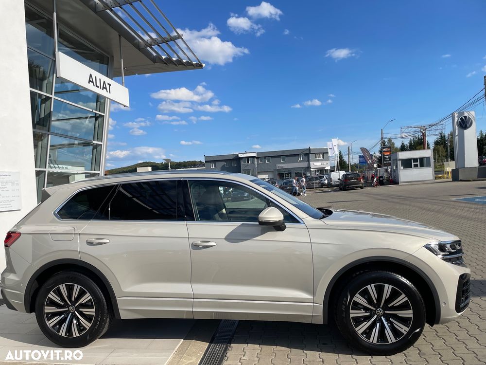 Volkswagen Touareg V6 TSI eHybrid PHEV Elegance - 2