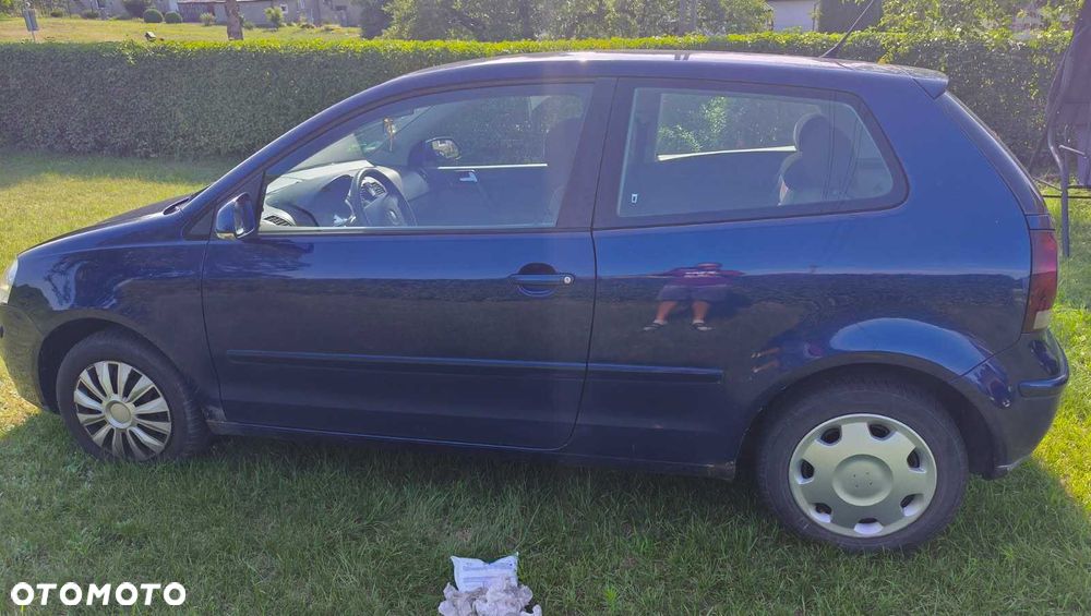 Volkswagen Polo - 2