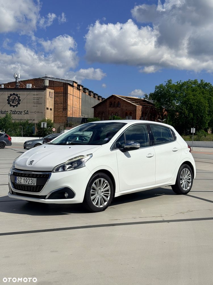 Peugeot 208 1.2 PureTech Allure S&S - 3