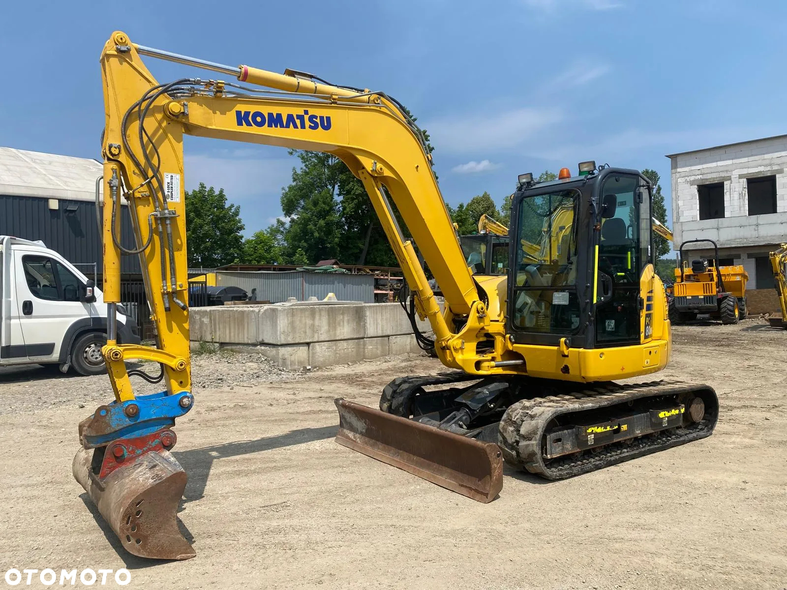 Komatsu PC80MR - 4