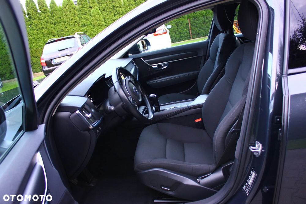 Volvo V90 D3 Momentum - 22