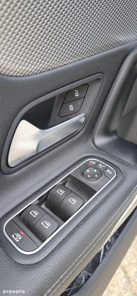 Mercedes-Benz CLA 180 d AMG Line 7G-DCT - 10