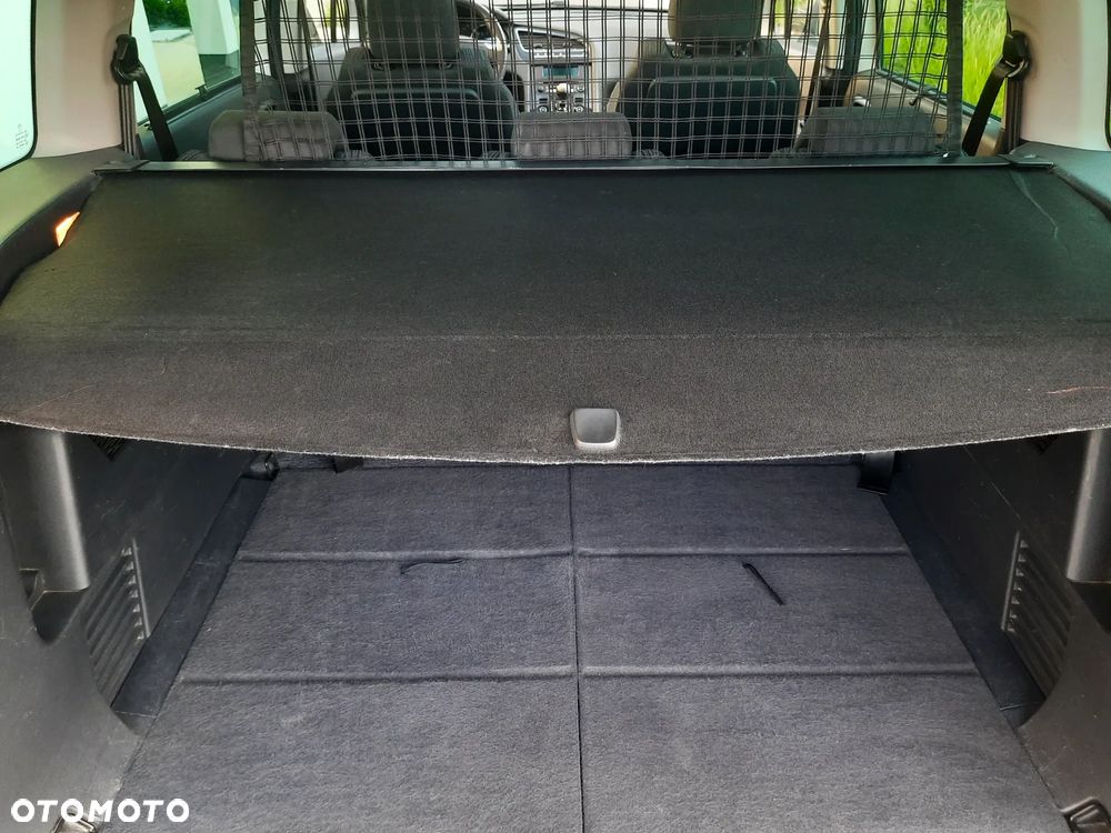 Peugeot 5008 HDI FAP 150 Style - 33
