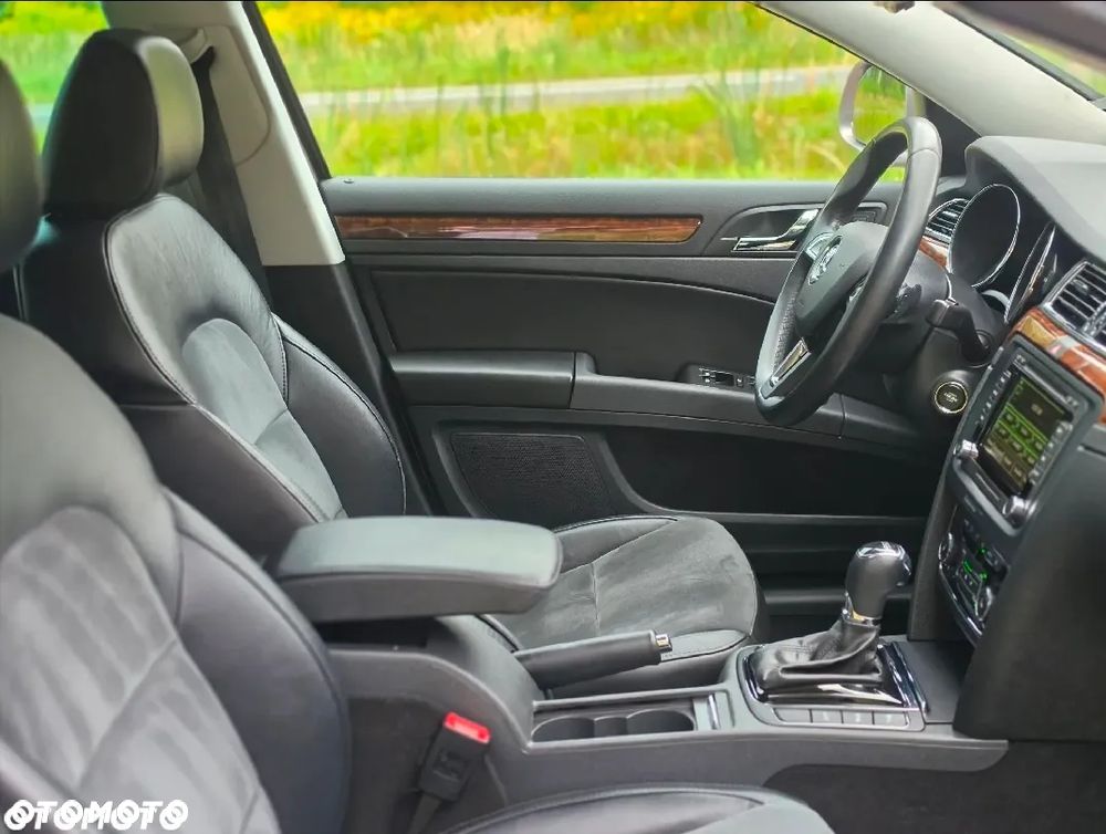 Skoda Superb 2.0 TSI DSG Elegance - 25