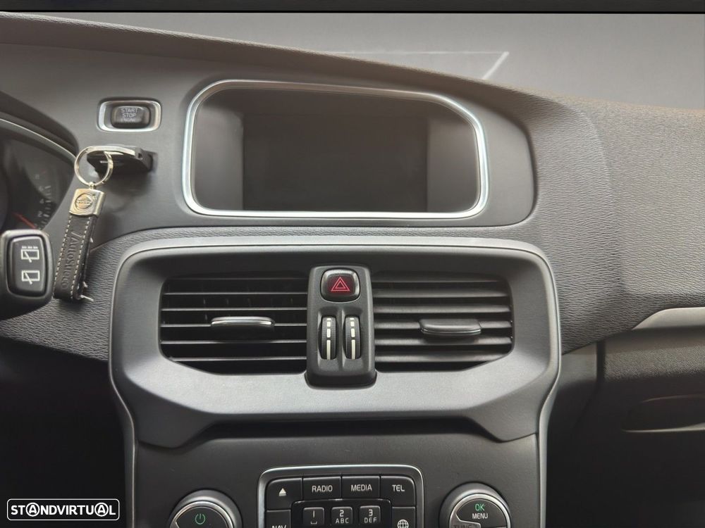 Volvo V40 1.5 T3 Sport Edition Geartronic - 20