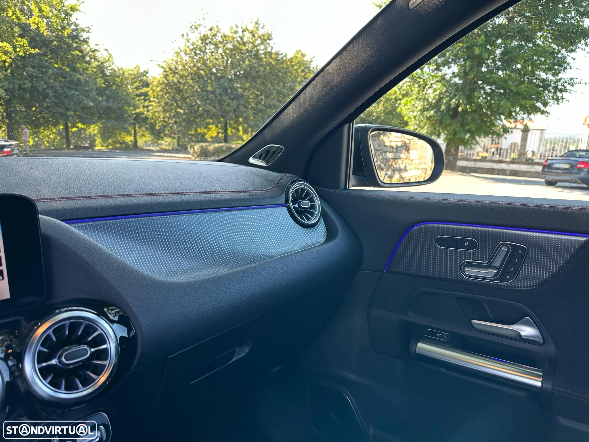Mercedes-Benz EQA 350 4Matic AMG Line - 26