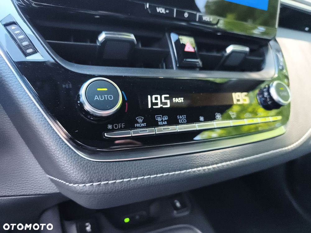 Toyota Corolla 1.8 Hybrid GR Sport Dynamic - 27