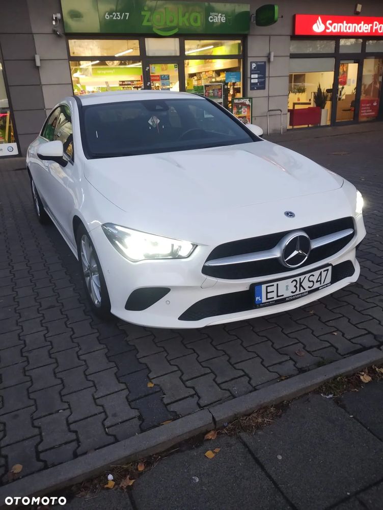 Mercedes-Benz CLA 200 4-Matic Progressive 8G-DCT - 2