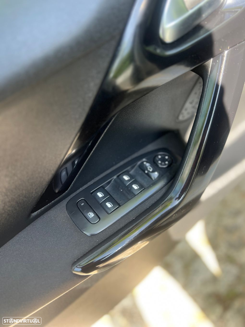Peugeot 208 1.2 PureTech Allure - 14