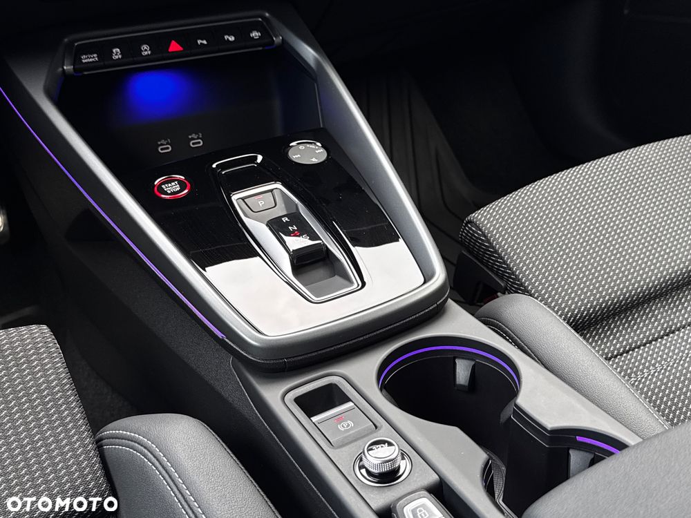 Audi S3 Sportback - 24