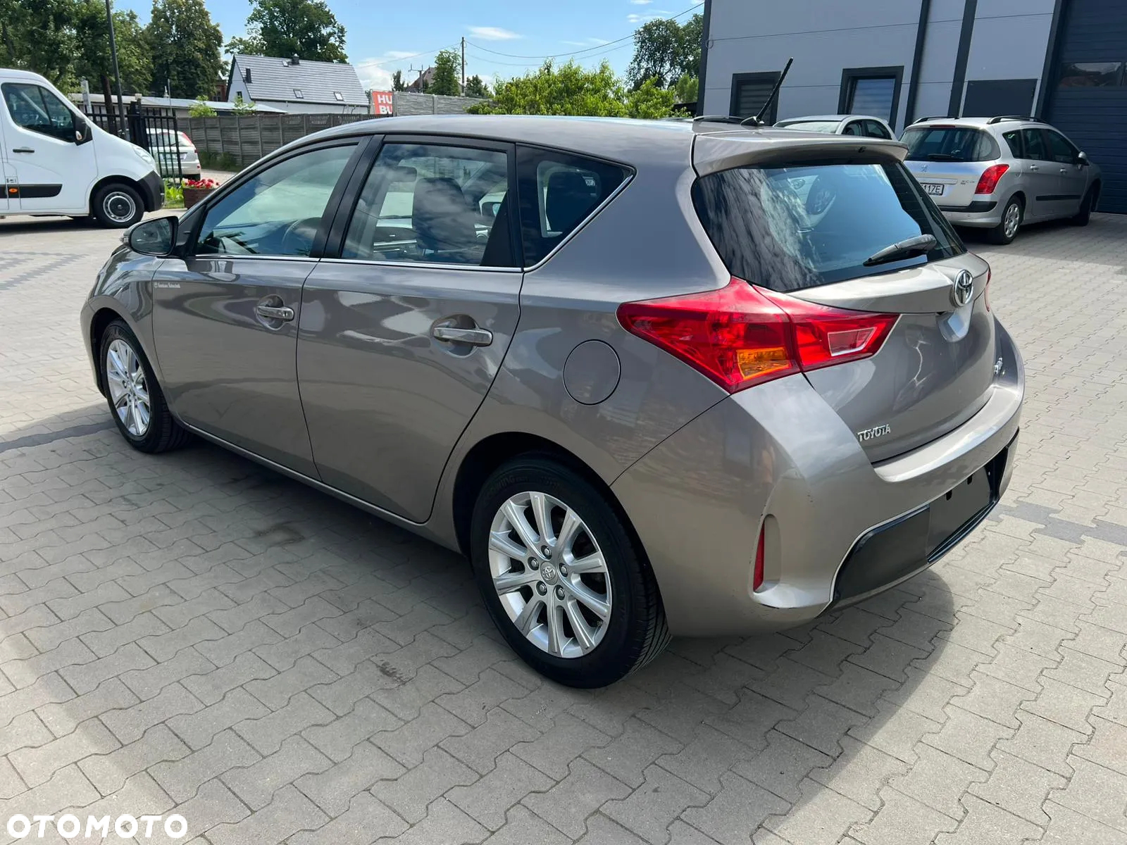 Toyota Auris 1.33 VVT-i Life - 3
