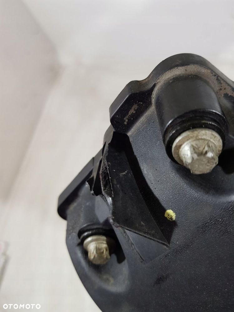 pokrywa zaworów 55561426 opel corsa d 1.2b a12xer - 10