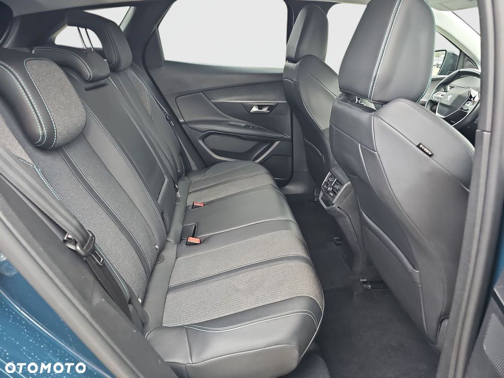 Peugeot 3008 - 18