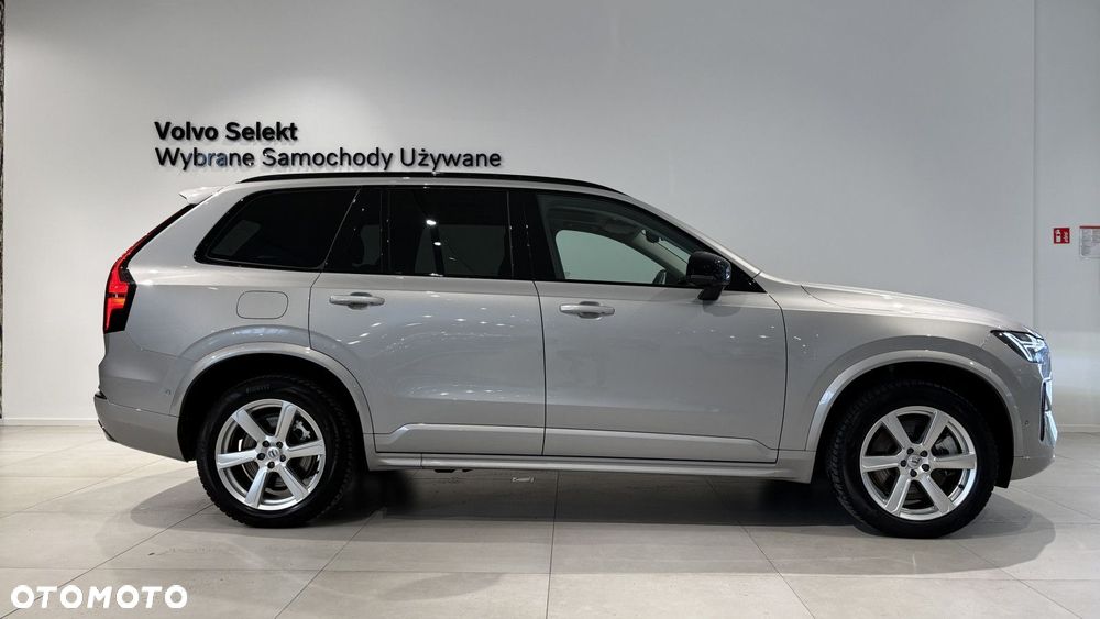 Volvo XC 90 - 3