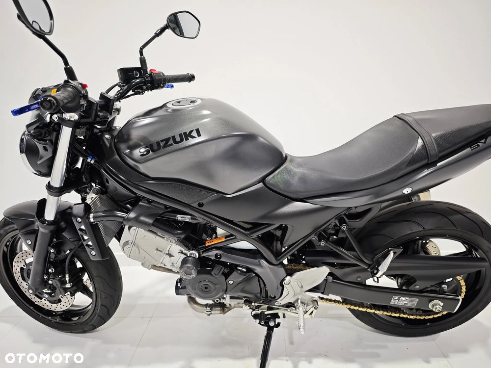 Suzuki SV - 15