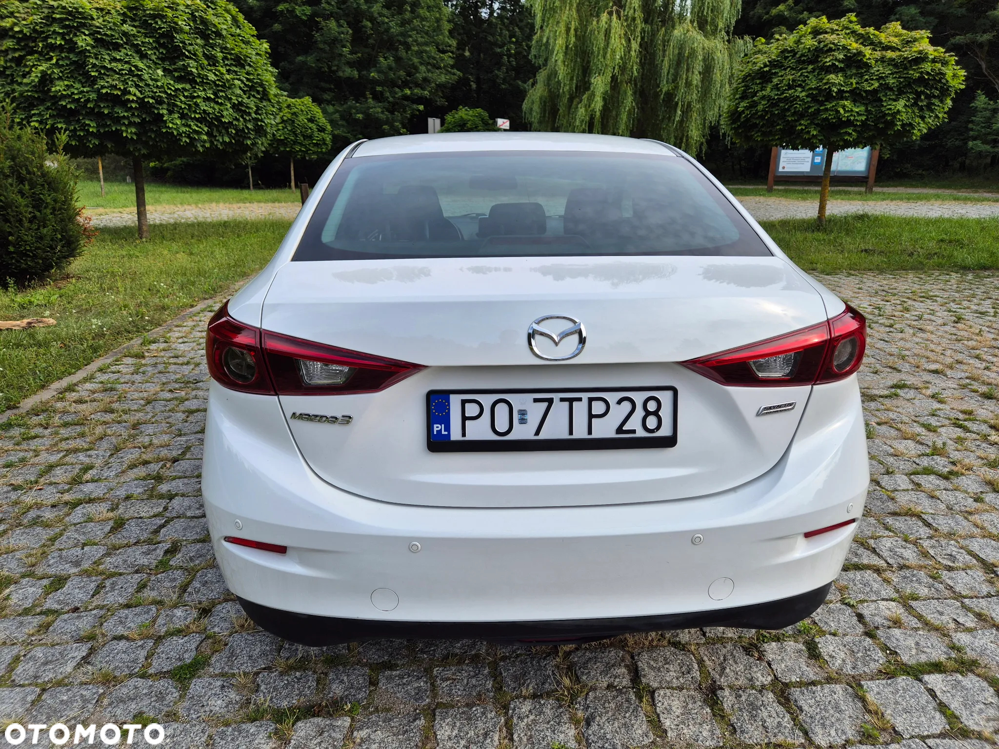 Mazda 3 - 7