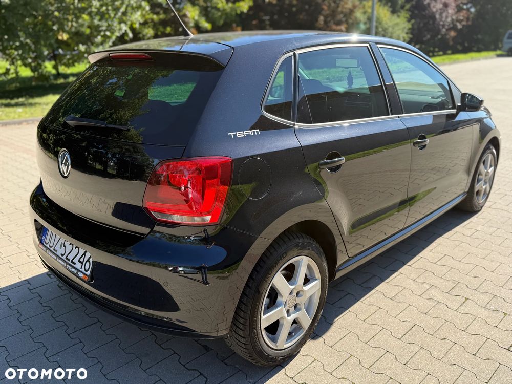 Volkswagen Polo 2010 photo 4