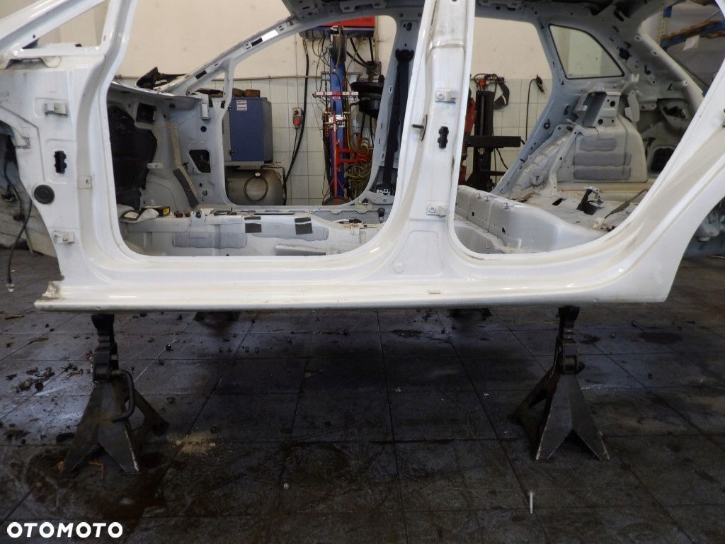 SEAT IBIZA IV KOMBI PRÓG LEWY LB9A - 1