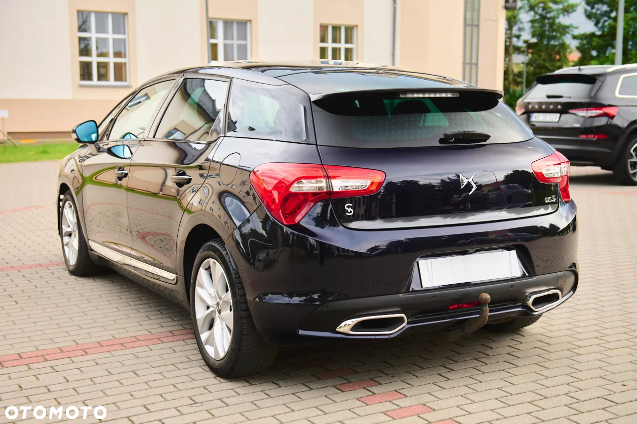 DS Automobiles DS 5 - 9