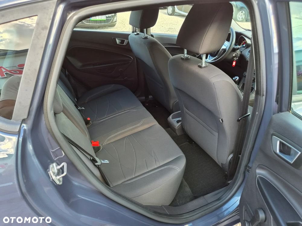 Ford Fiesta - 20