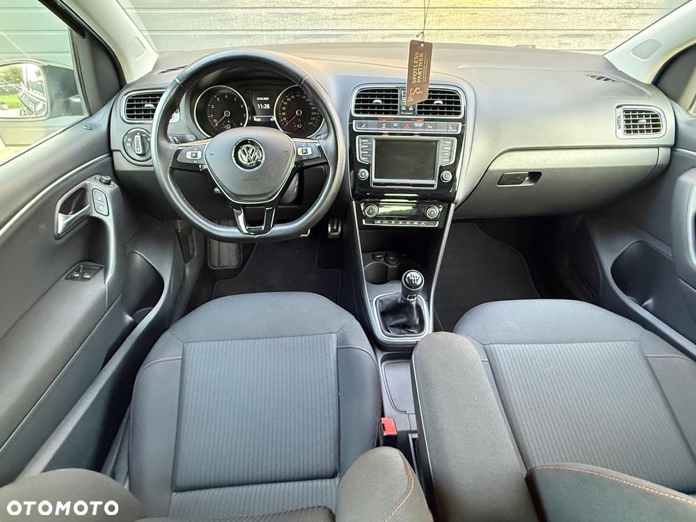 Volkswagen Polo 1.2 TSI (Blue Motion Technology) SOUND - 26