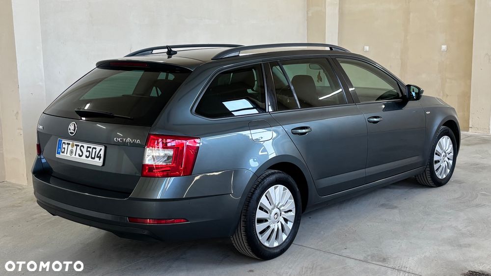 Skoda Octavia 2.0 TDI SCR 4x4 Ambition DSG - 13